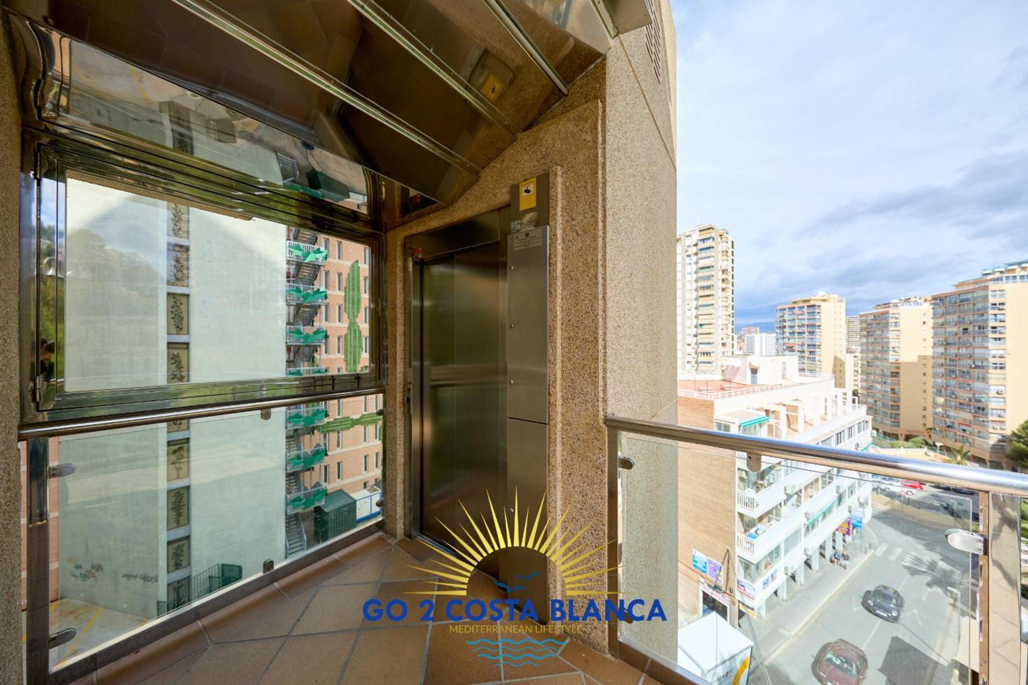 Doro Seaview Apartment Бенидорм Екстериор снимка